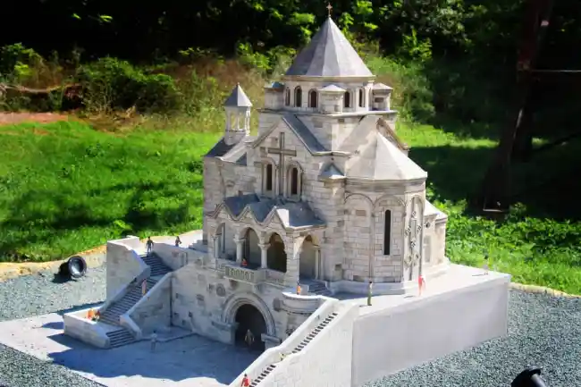 Армянская Церковь