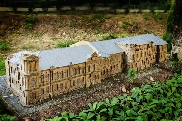 Романовская женская гимназия