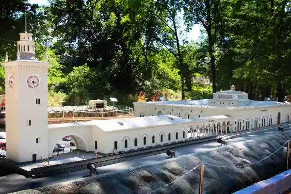 Железнодорожный вокзал